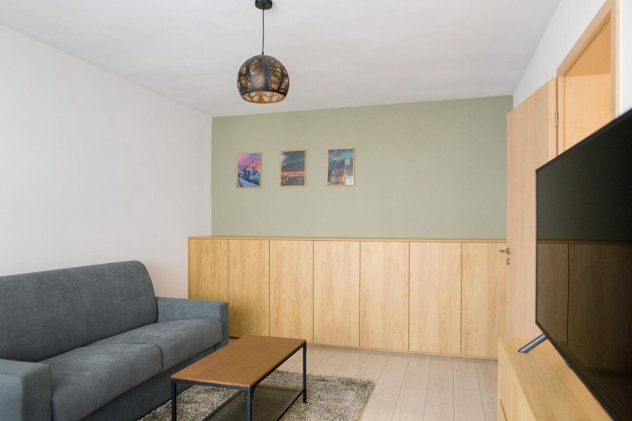 Apartament 4Tourists 2 Braşov Exteriör bild