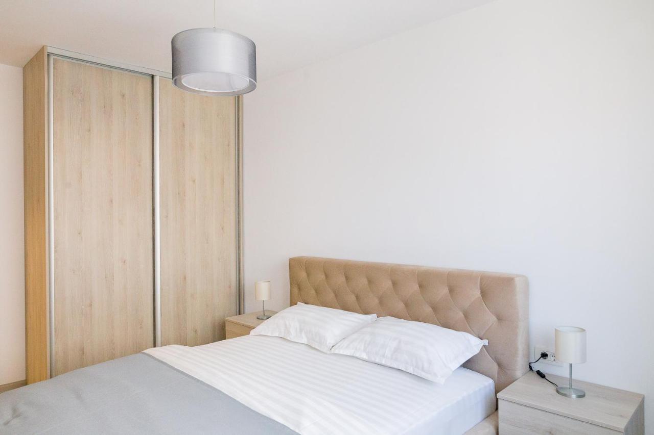 Apartament 4Tourists 2 Braşov Exteriör bild