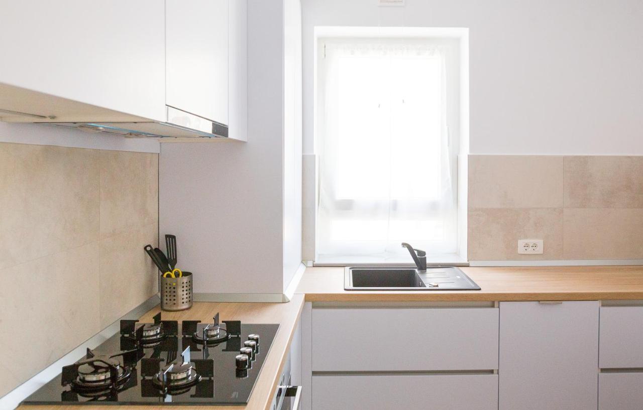 Apartament 4Tourists 2 Braşov Exteriör bild